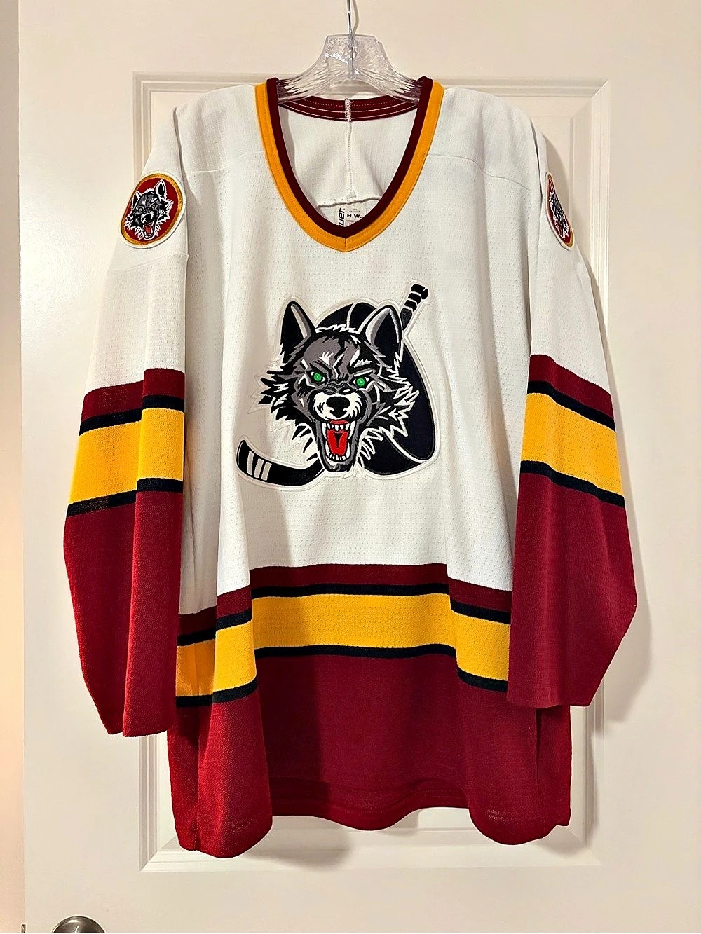 Bauer Chicago Wolves Hockey Jersey - Size Medium